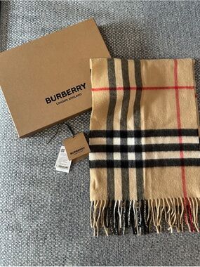 Burberry Beige Check Cashmere-Blend Scarf